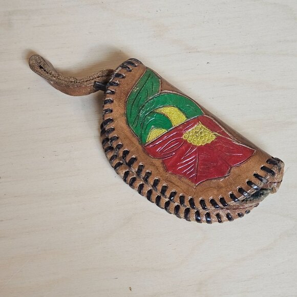 Vintage Handcrafted Leather Coin Purse Hand-Painted Floral Western Zip Closure - Picture 2 of 4